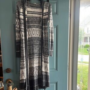 Gray Patterned Hooded Sweater